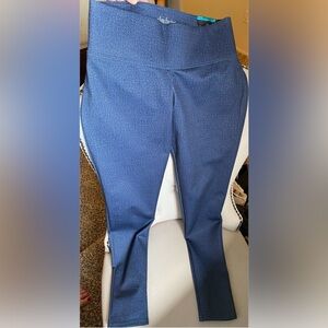 NWT Jean Color Slim Factor Leggings